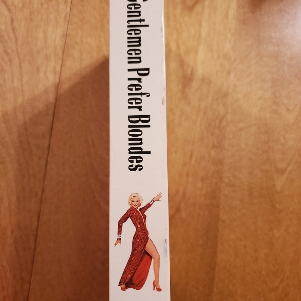 Gentlemen Prefer Blondes VHS 1992 Marilyn Monroe - Picture 2 of 4